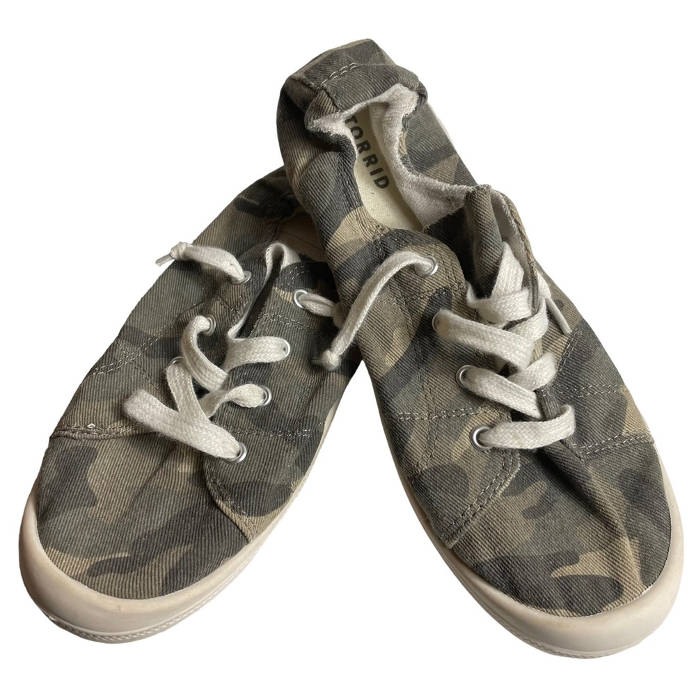 Torrid Camo Slip-On Flat Basic Beach Summer Sneaker Simple Size 10WW Wide Width